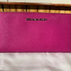 Michael Kors Beautiful Large Pink Leather Wallet